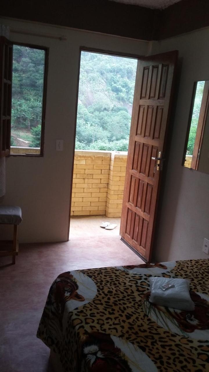 Hotel Residencia Pedra Do Elefante Guarapari Esterno foto
